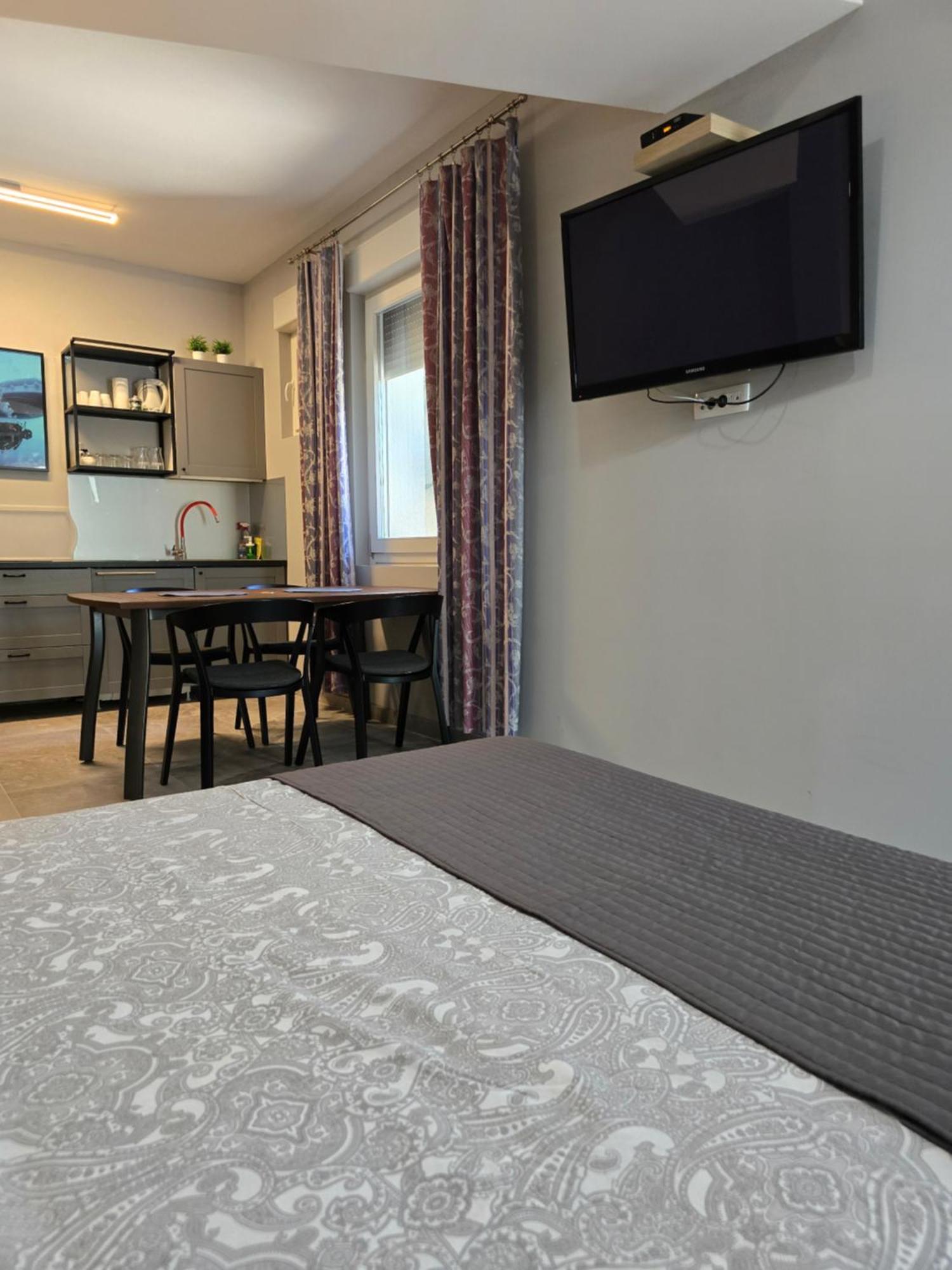 Apartmani Kameno Sidro Bilice Chambre photo